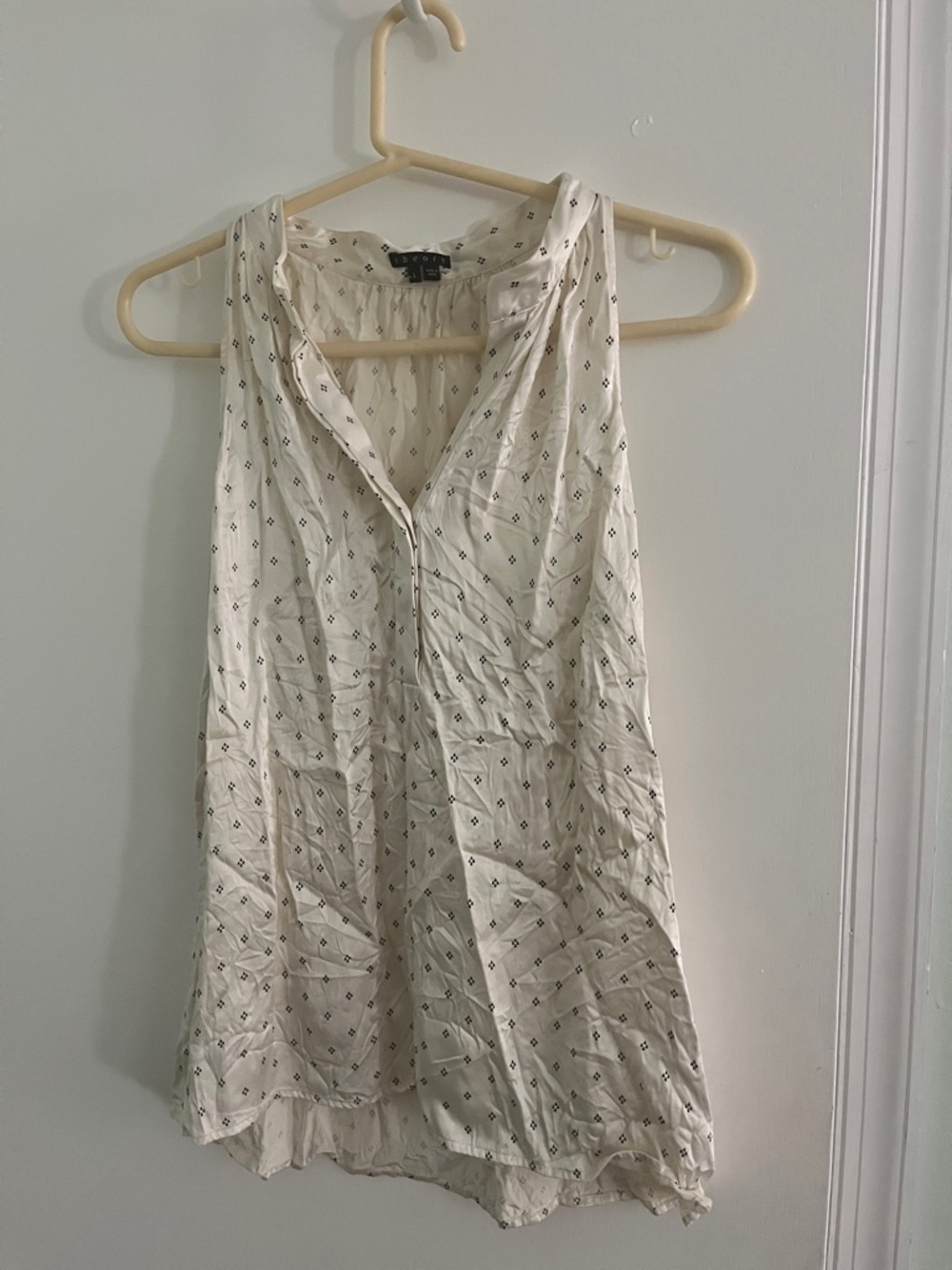 Theory Cream Sleeveless Printed Button-Front Camisole